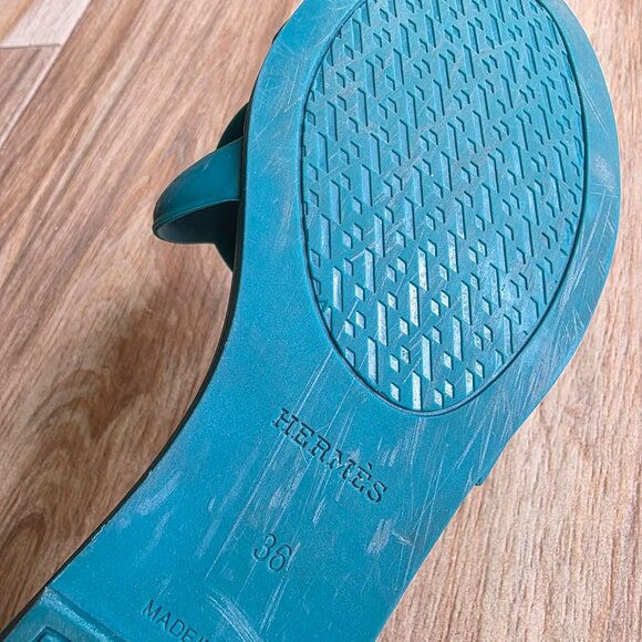 Hermes Aloha Green Rubber Sliders Sandals Eur. 36 - Picture 11 of 12